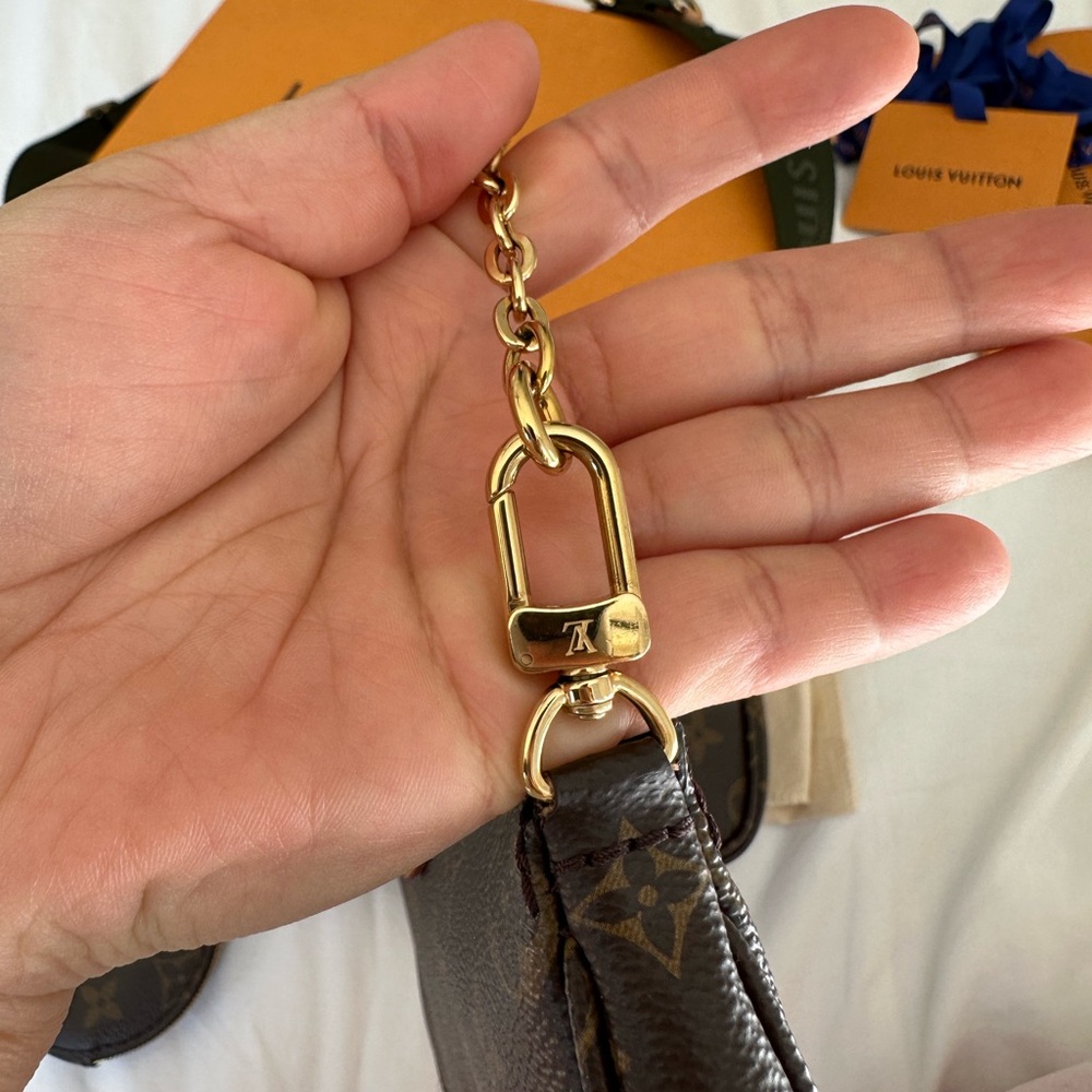 Louis Vuitton Monogram Multi-Pochette Crossbody Bag with Green Strap - Picture 10 of 16